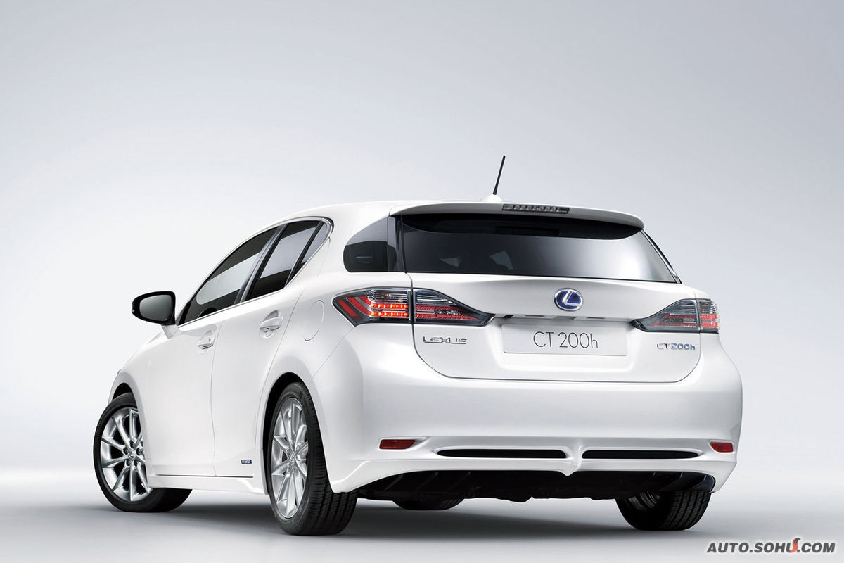 雷克萨斯200h