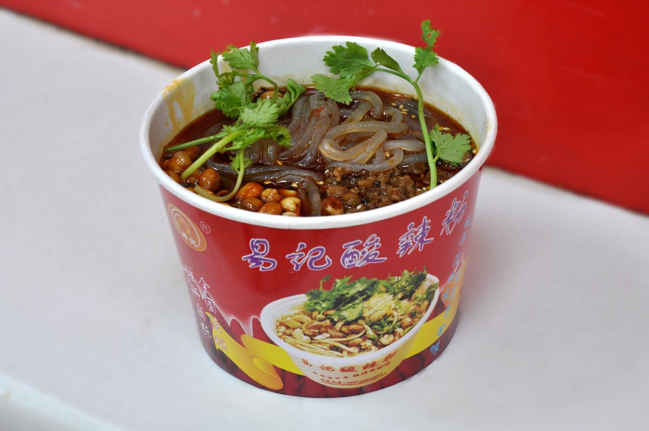 易记酸辣粉