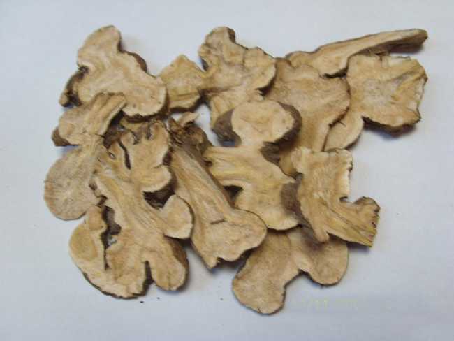 缓解作用,此外,其根茎含有的挥发油成分主要是苍术酮苍术醇白术内酯等