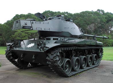 美国m24"霞飞"轻型坦克