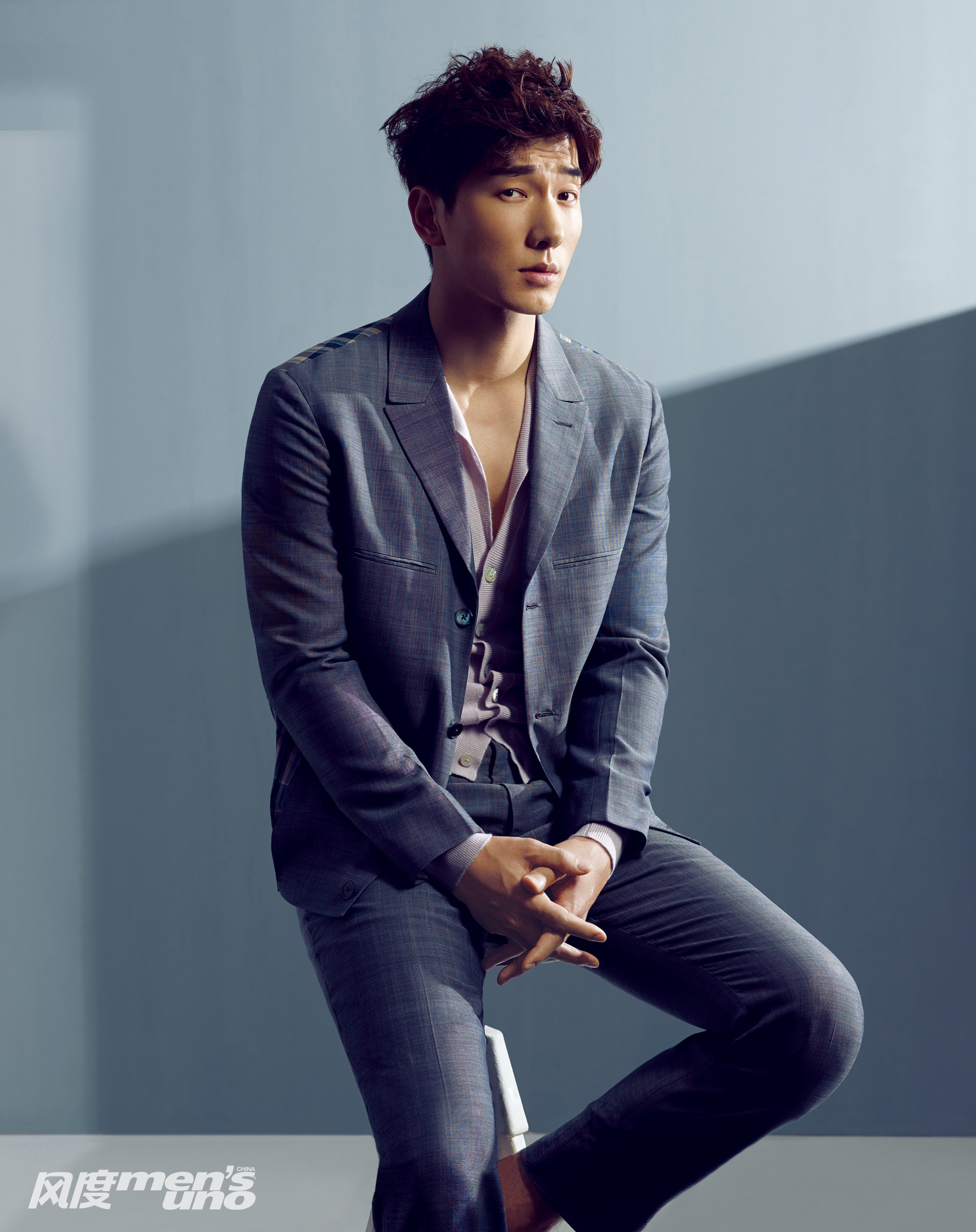  p>张亮(sean),原名张振锁,1982年3月26日出生于北京市,华语影视男