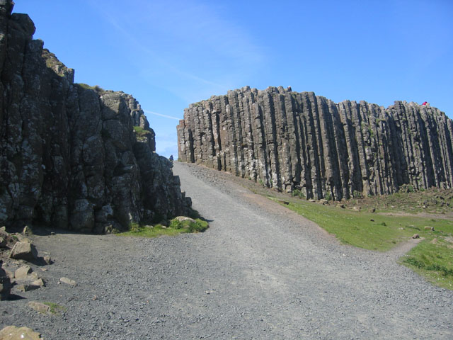  p>德干高原(deccan plateau)位于印度中部和南部,包括 a href="#"