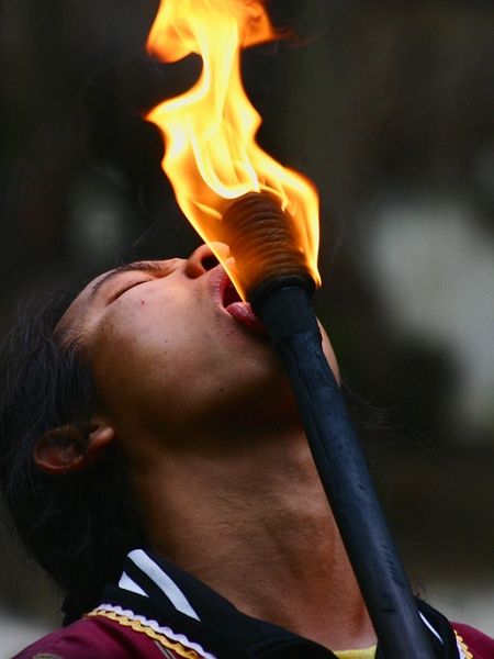  p> b>佤族 /b>,中国,缅甸的少数民族之一,民族语言为 a href="#"