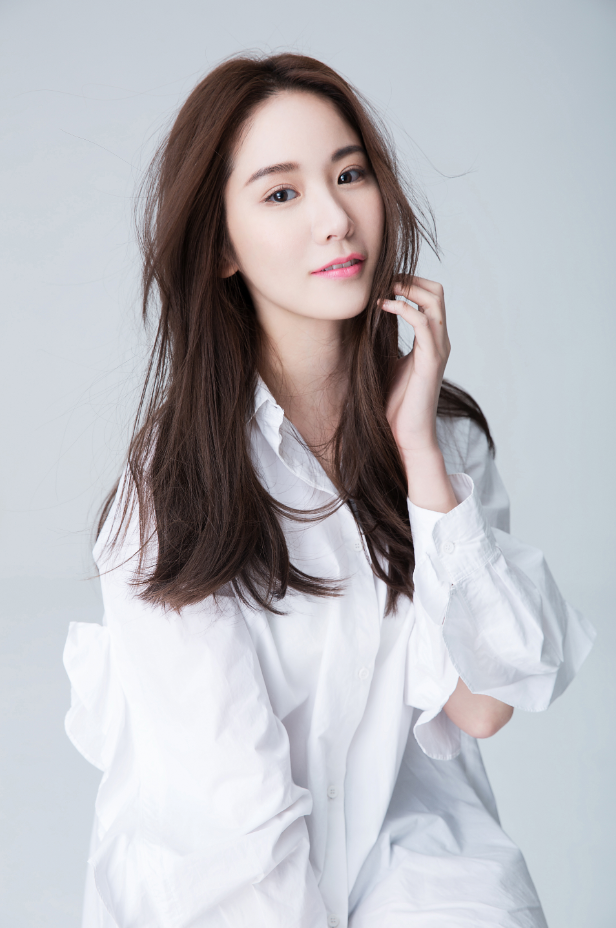  p>卓予童,艺名小卓,因参加《le tea girls》选拔赛,荣获第三名的佳绩