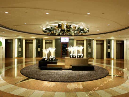  p data-id="gnwwnx4l8r">香港悦来酒店是全香港最大的酒店,和新香港