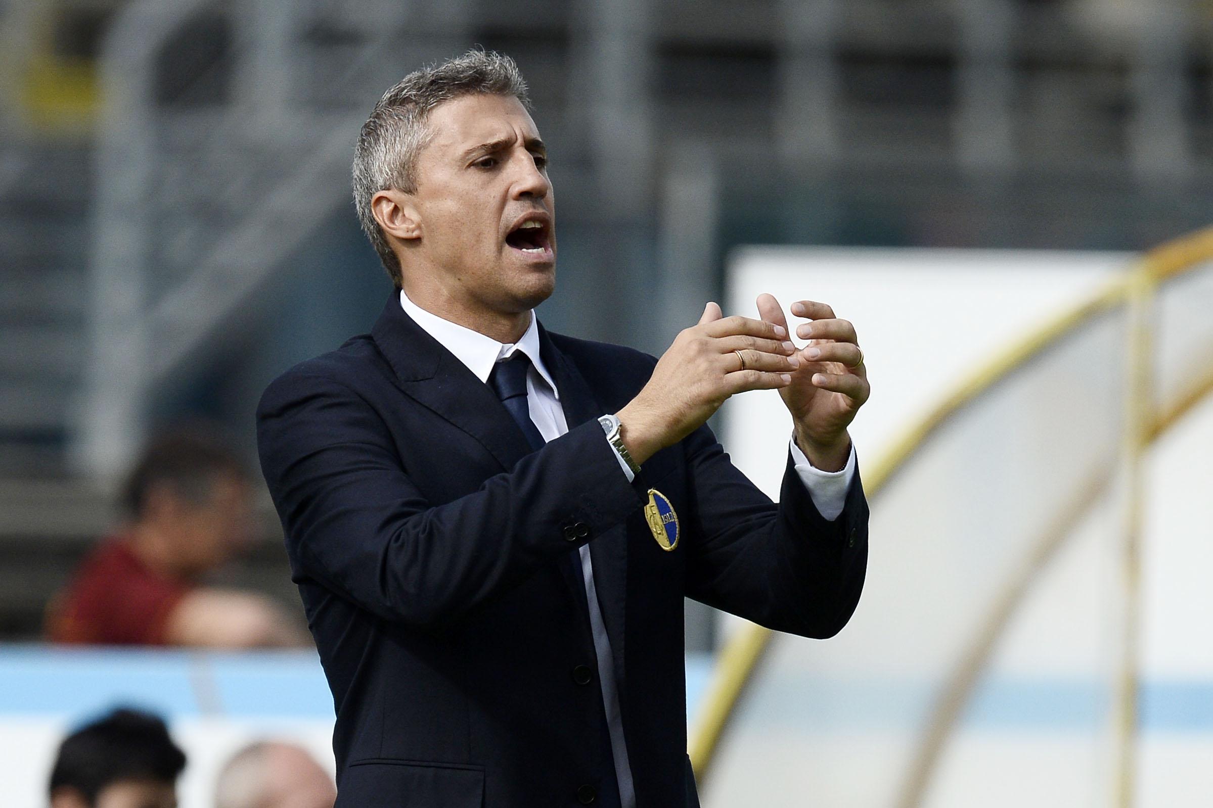  p>埃尔南·克雷斯波(hernán crespo),全名埃尔南·豪尔赫·克雷斯波