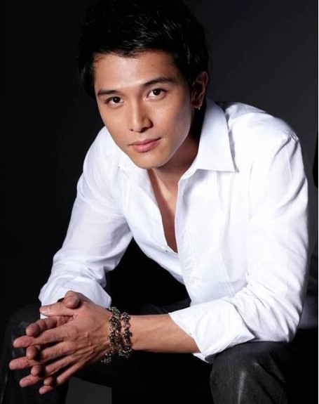  p>邱泽(roy chiu),1981年10月14日出生于台湾省台北市,中国台湾影视