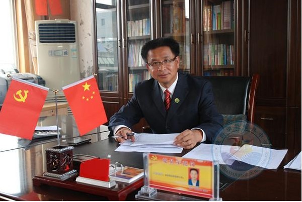 1983年7月汉中师院化学系本科毕业,分配于咸林中学任教.