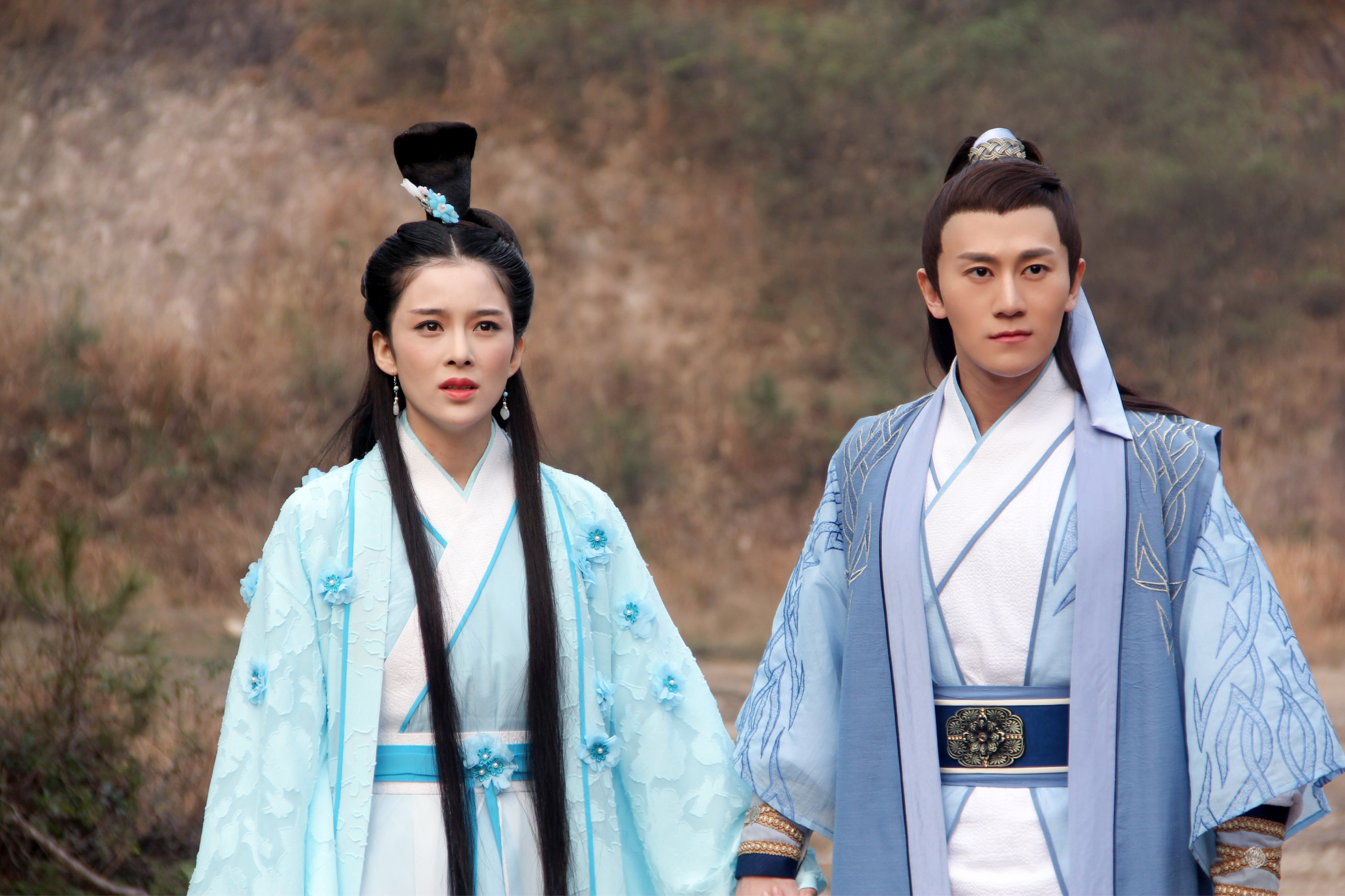 《新蜀山剑侠传》是炳坤影视出品的古装爱情仙侠电影,由 a target="