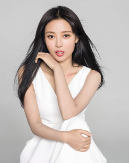 class="psl-tag">冯璧晴,1996年2月19日出生于天津市,中国内地女演员