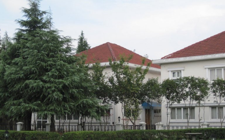  p>碧瑶别墅位于上海市奉贤西渡,共计房屋52户. /p>