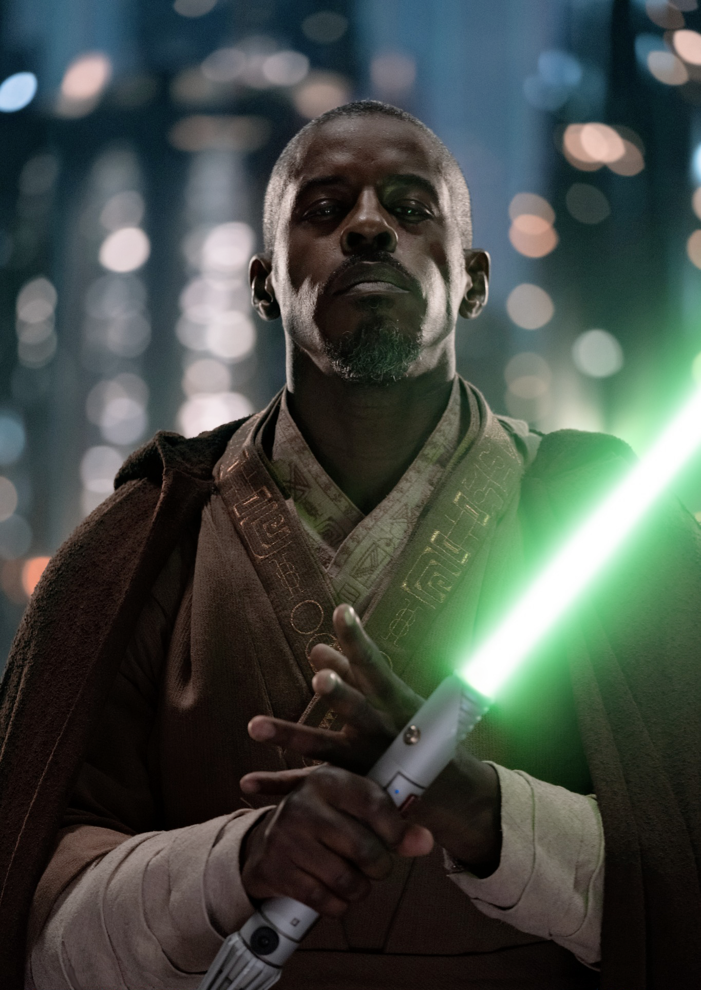 nvi">凯勒兰·贝克,出自《星球大战》系列影视作品,他是一名绝地大师