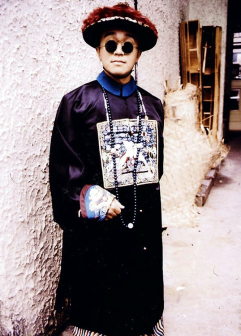 幕后+片场