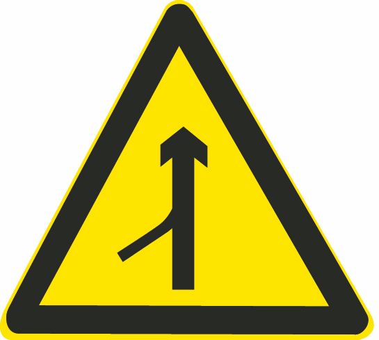 往往布置在 a target="_blank" href="/item/平面交叉口/8073861"