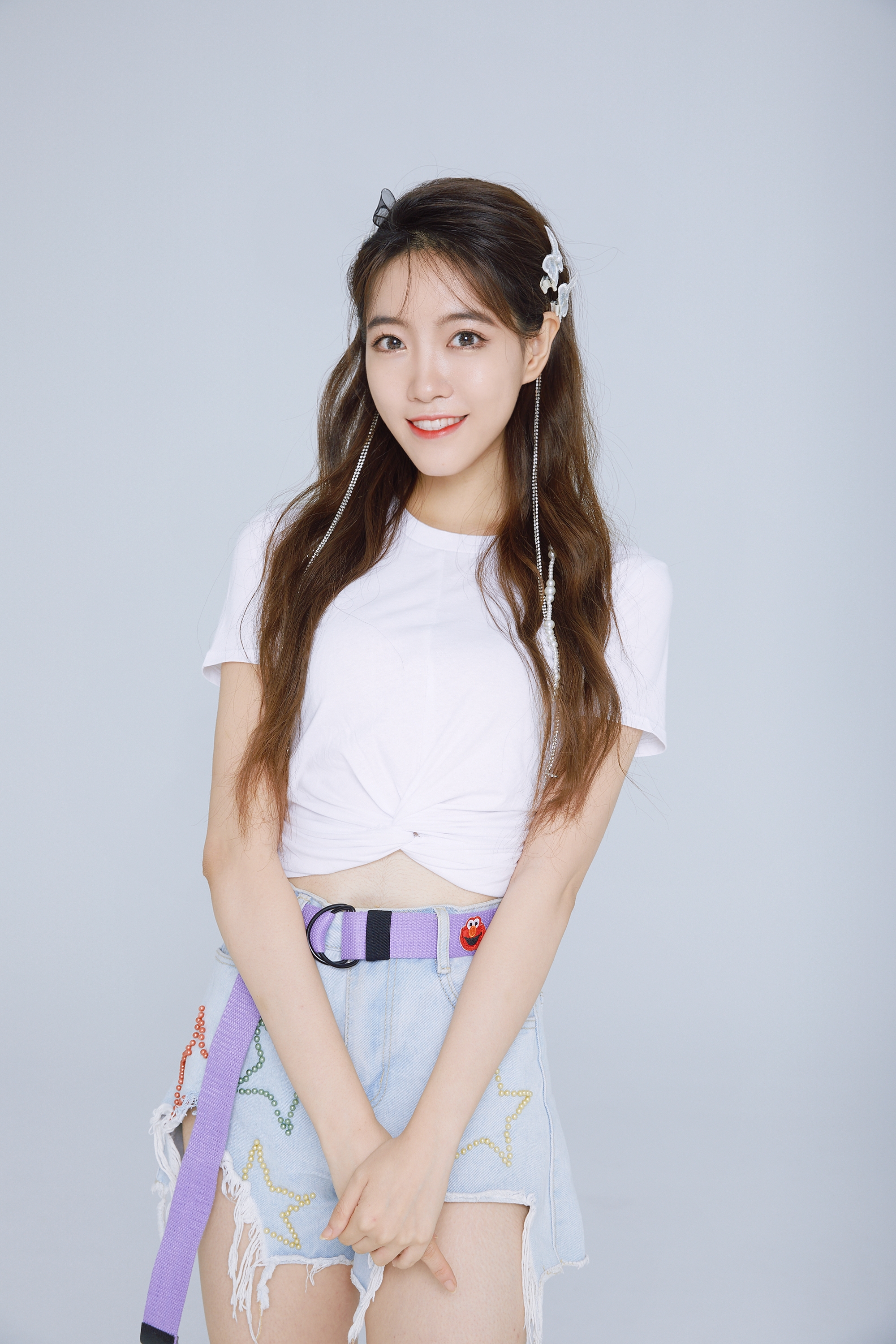  p data-id="smxvuy3avttu">何欢,主持人,演员,模特,歌手,代表作品