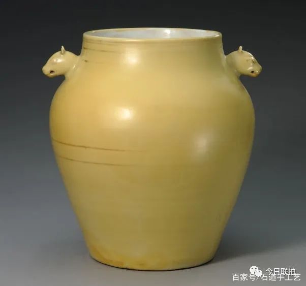 娇黄欲滴，历朝最盛：细品故宫里的弘治黄釉瓷_百科TA说
