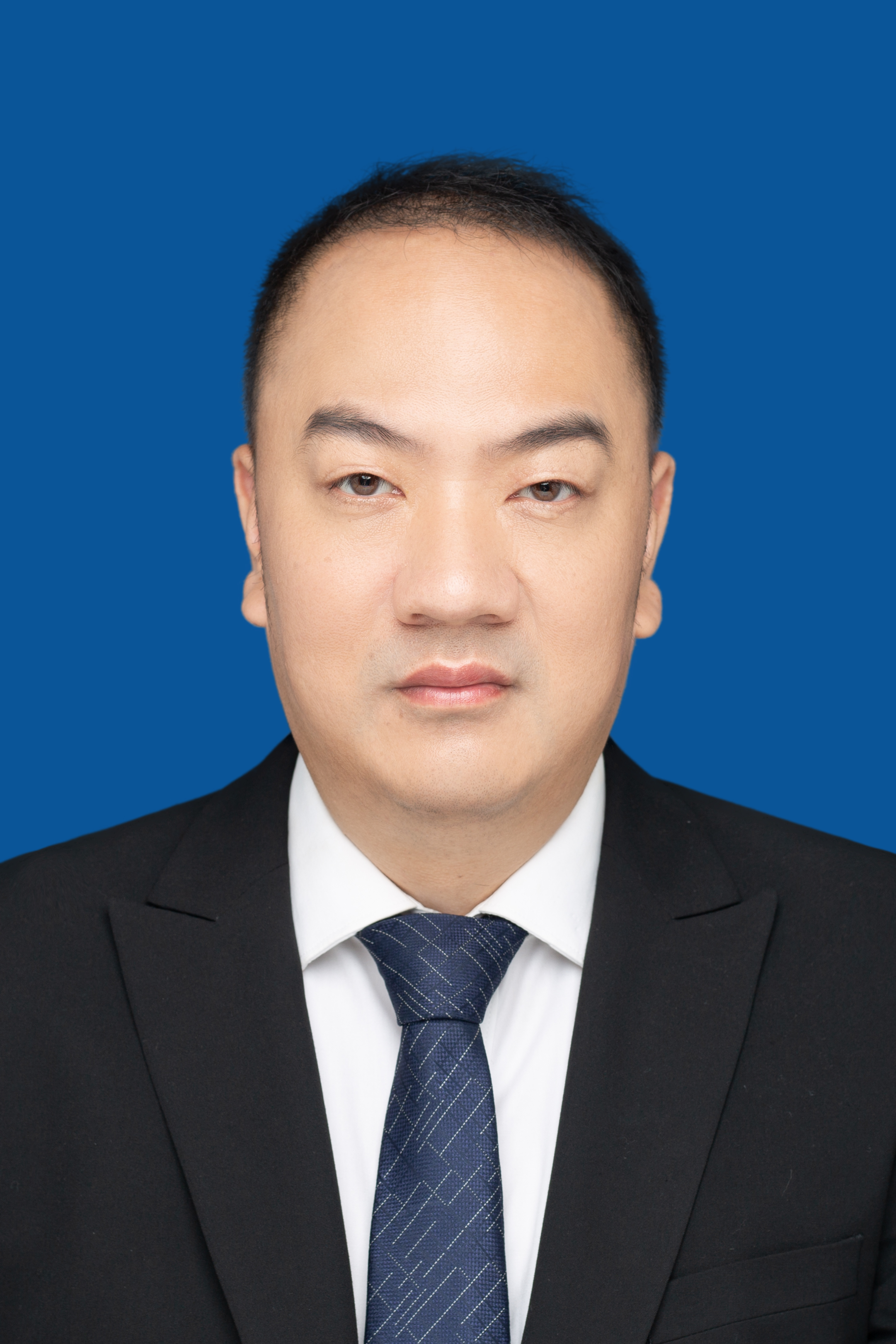  /p> p data-id="ukd9shxmag2r">现任宜宾市公路局局长. /p>