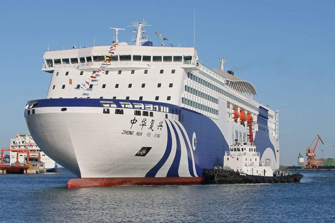  p>中华复兴号客滚船是中国自主设计,自行建造的新