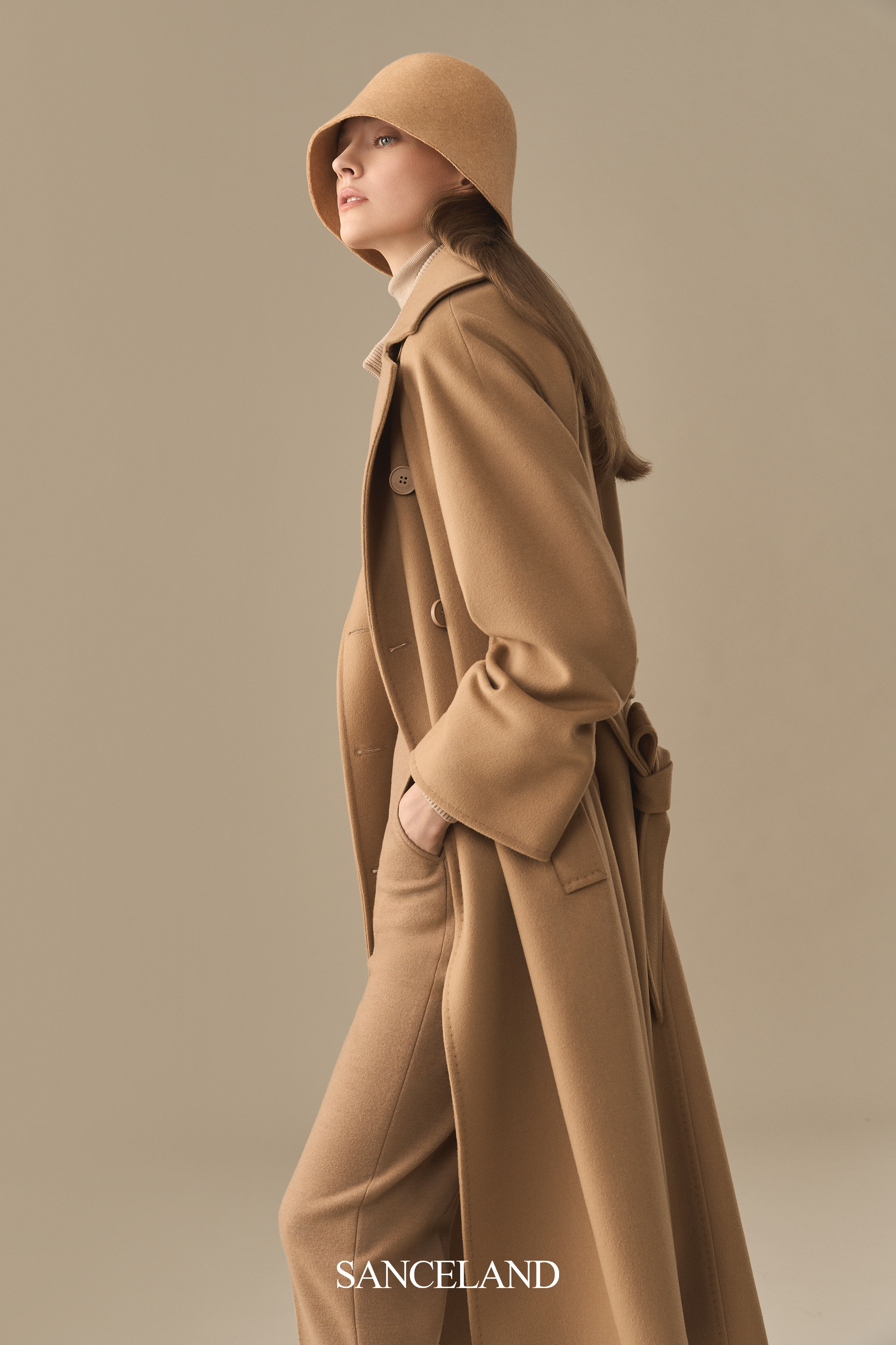 data-ctrid="sbcgi1awfp9s">深圳市三石服饰旗下的女装品牌三石一澜