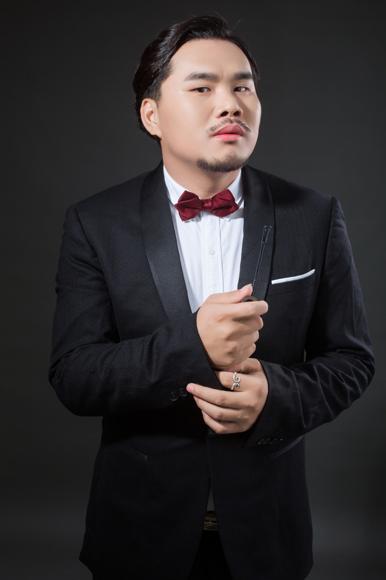 吴岱恒,原名吴海波,1989年11月28日出生于<a