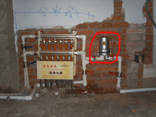  p>地热全自动过滤器是一种利用滤网直接拦截水中的杂质,去除水体悬浮