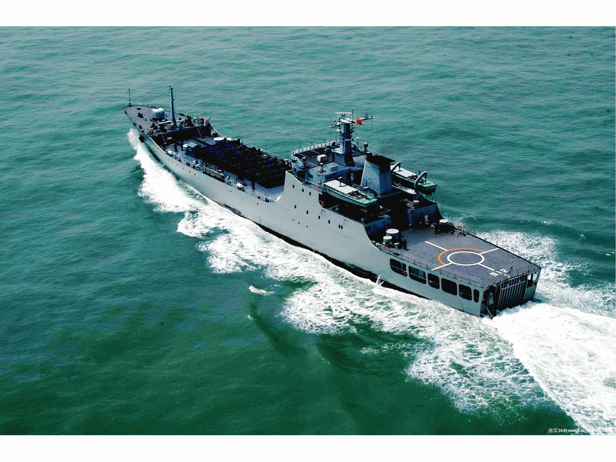  p data-id="go01n1sguu">072a型坦克登陆舰,是中国自行研制设计生产