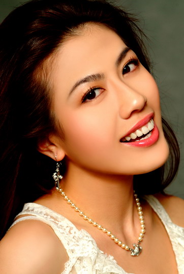  p>陈彦行,1976年10月26日出生于中国香港,香港 a target="_blank"