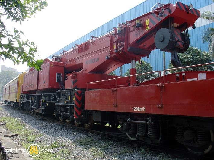 ns1600型铁路救援吊车