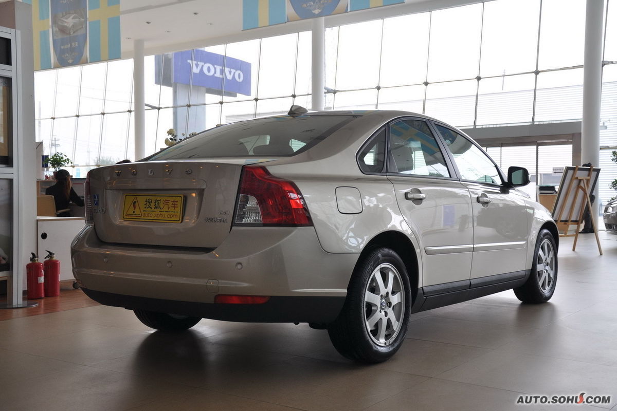 沃尔沃s40