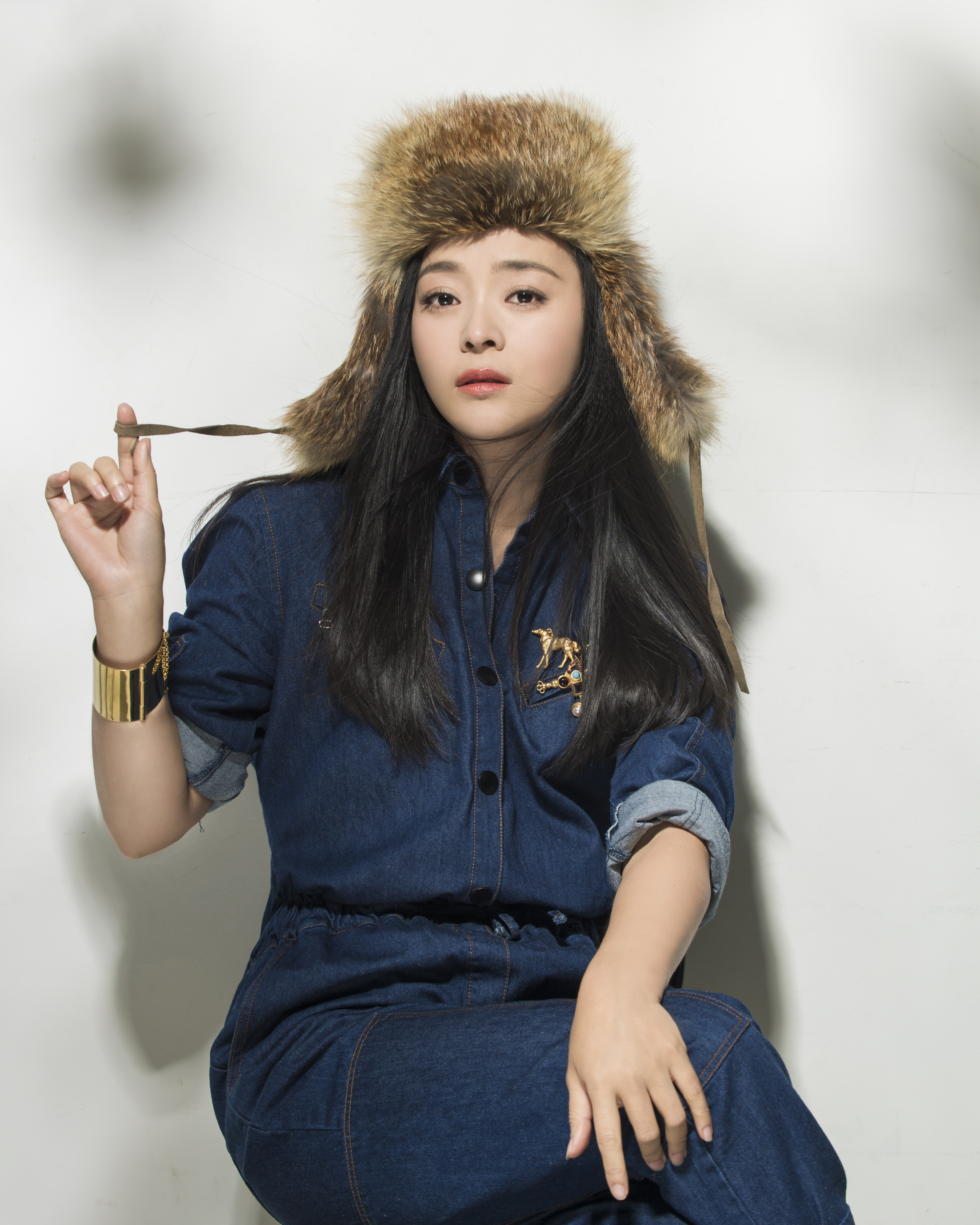  p data-id="go0aacdcsg">王嘉,出生于黑龙江齐齐哈尔,中国内地女演员