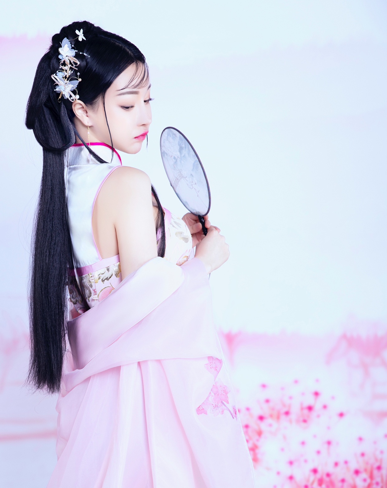  p data-id="gn6pg9s2p4">郑念恩,中国大陆影视