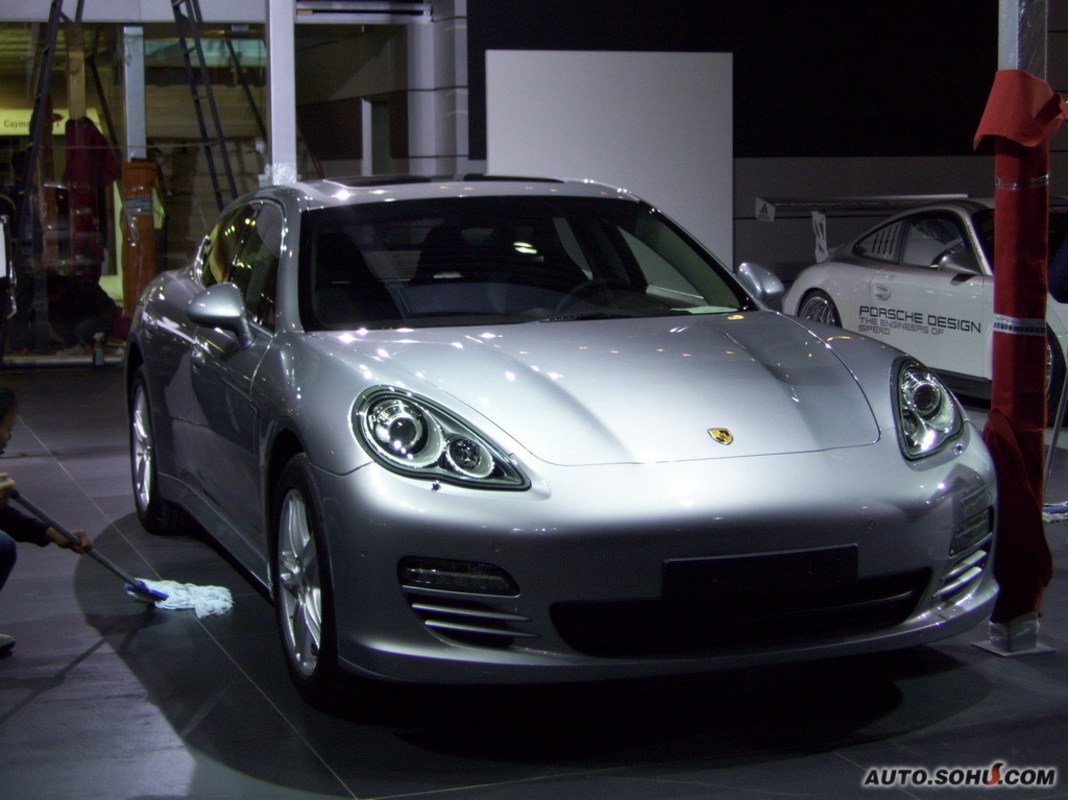 保时捷 panamera