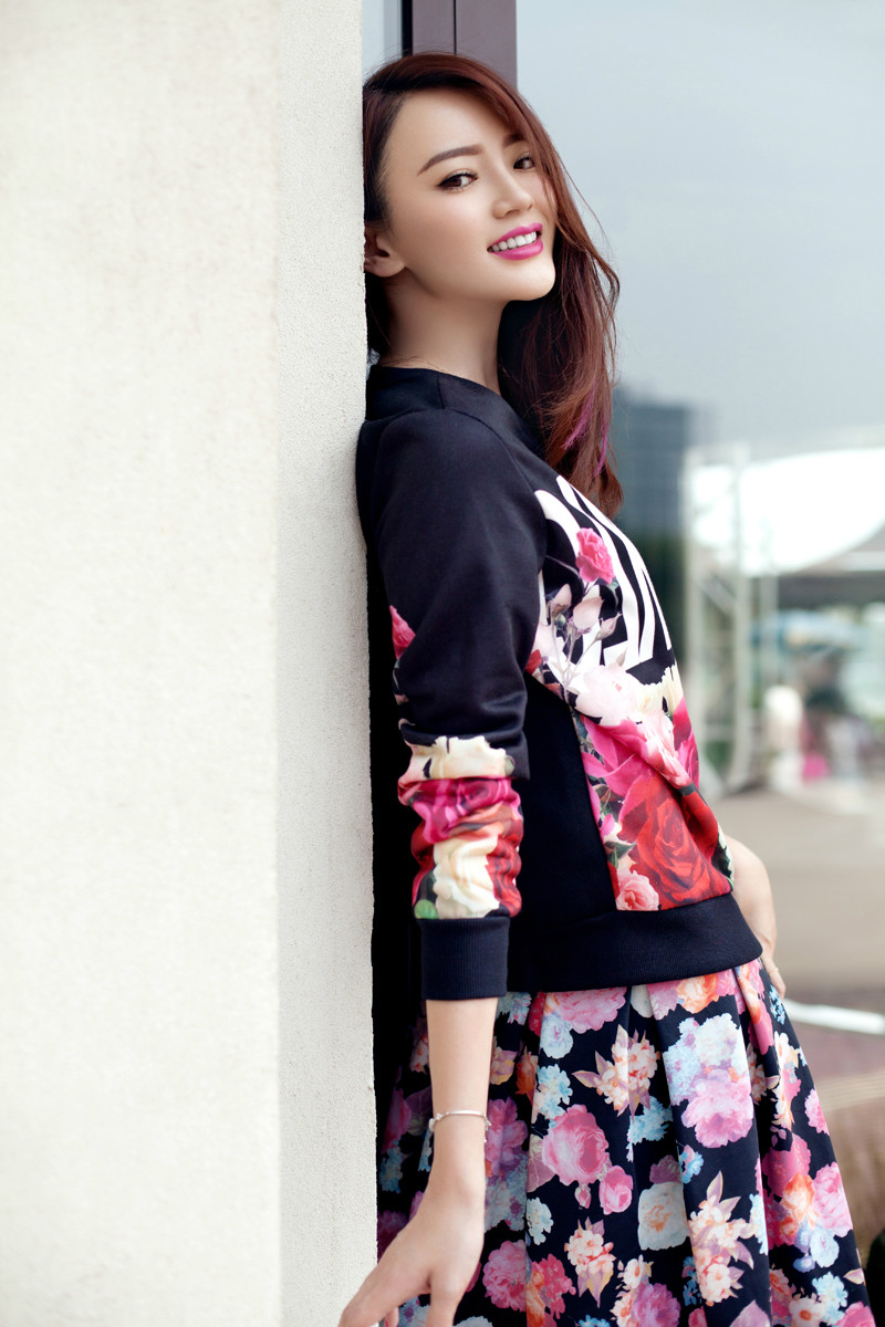  p data-id="go2344klxy">苏红,时尚媒体人,时尚投资人,曾就任时尚大