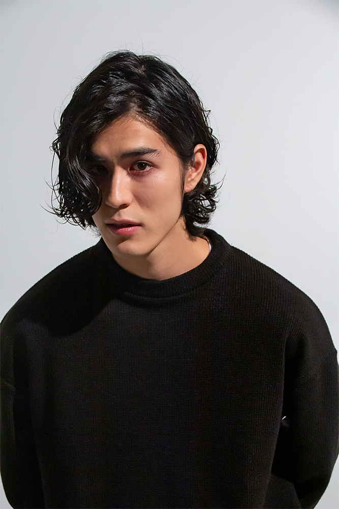 本名佐藤宽一郎,1996年8月16日出生于日本东京都世田谷区,日本男演员