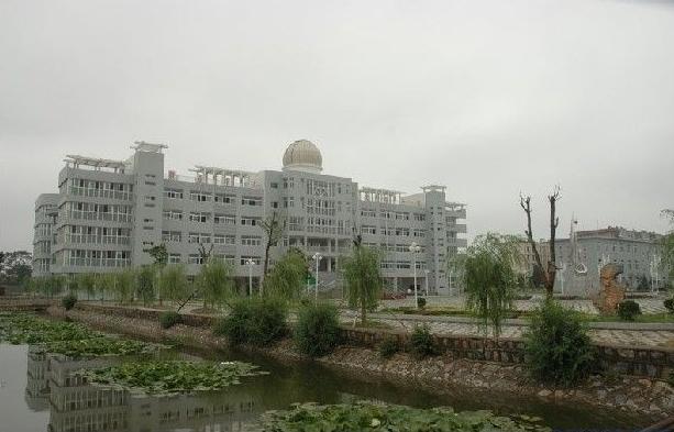 阜南县第一中学