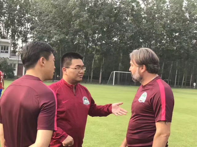 亚森·彼得罗夫