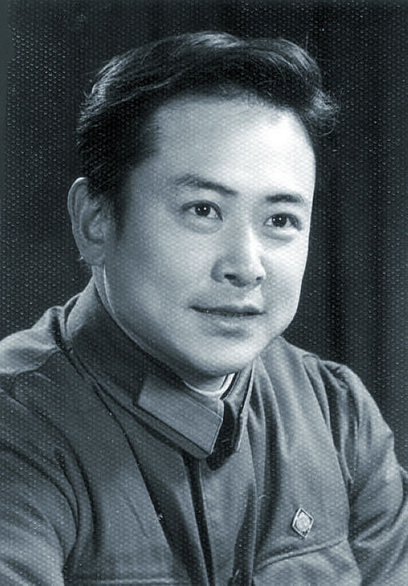  p data-id="go0nuac656">李世玺,影视演员,前八一电影制片厂演员剧团