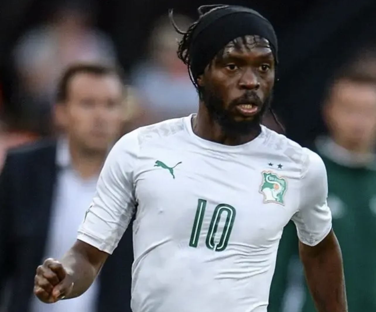  p>库阿西·热尔维尼奥(kouassi gervinho),1987年5月27日出生于 a