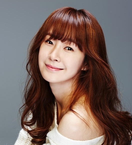 myoung sae-bin),1976年4月10日出生于韩国首尔,韩国女演员