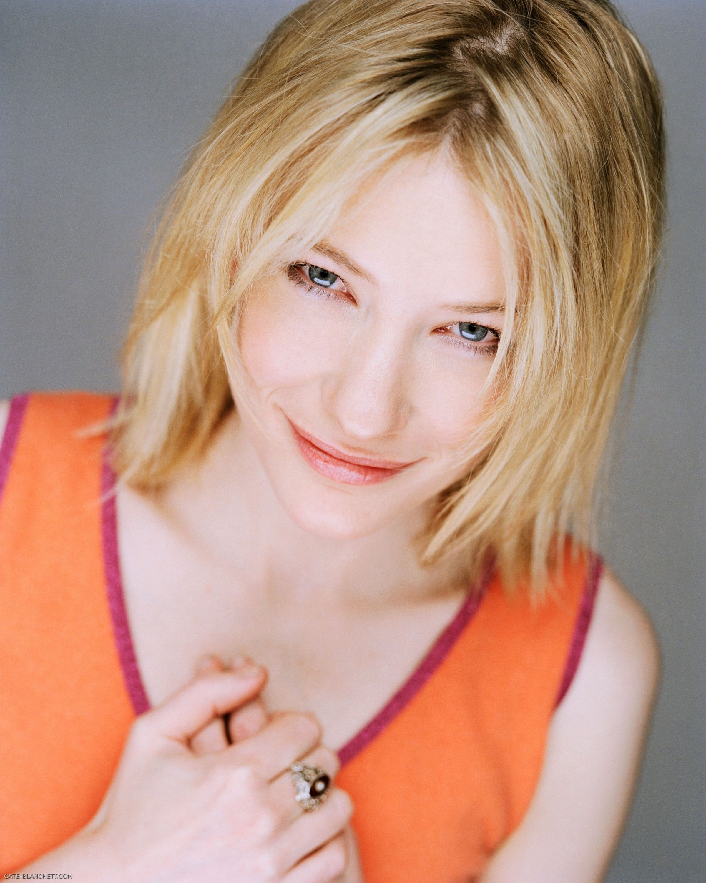  i>(cate blanchett) /i>,1969年5月14日出生于澳大利亚墨尔本,毕业于