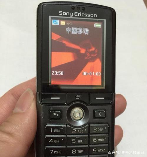 经典怀旧之索爱K750c：影像至尊黑旋风，获得“欧洲影像奥斯卡”_百科TA说