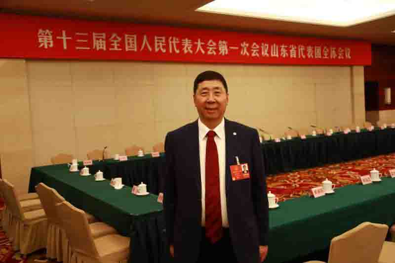 张建华, span class="ref" data-ctrid="sx4jdin2f5qd">山东荣城人 