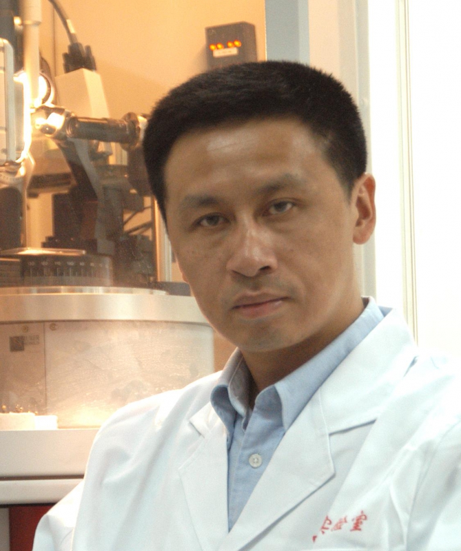 李丹