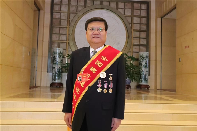 刘忠义