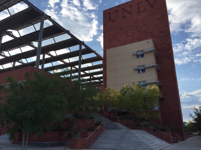 id="tfou7krparfx">内华达大学拉斯维加斯分校(university of nevada