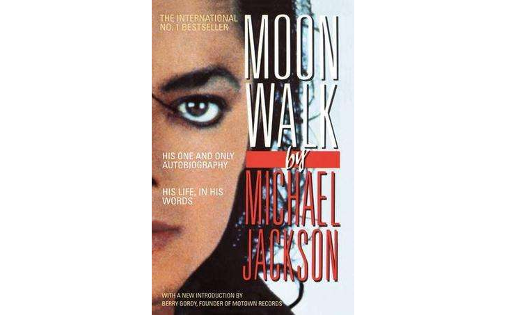  p>《moonwalk太空步》是1970年1月出版的图书,作