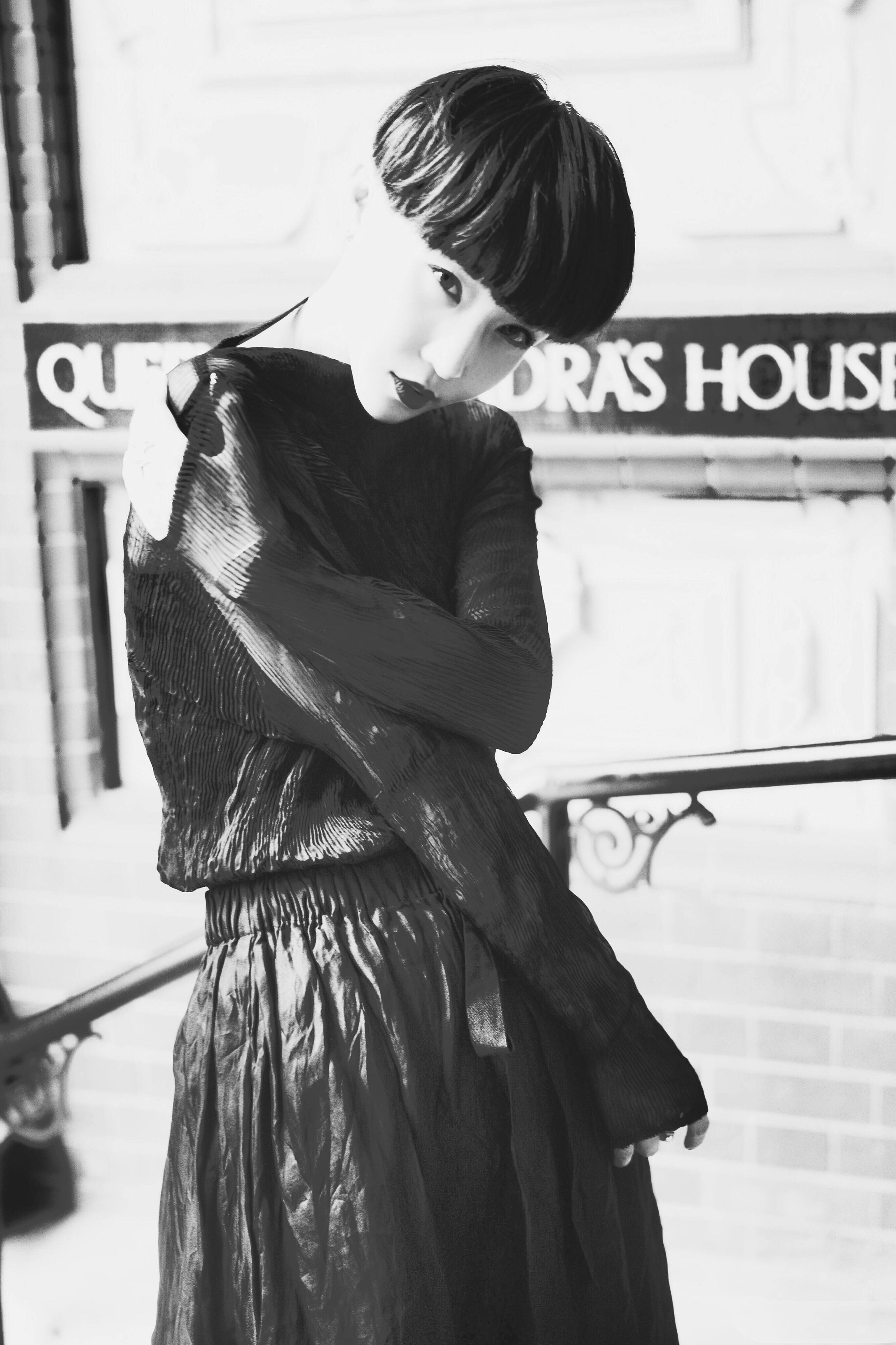  p>夕又米,本名徐粲(càn)金,高晓松前妻.