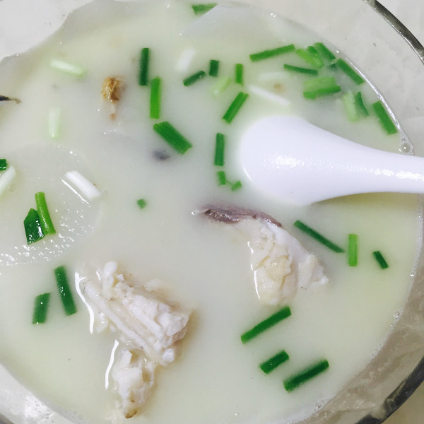 奶白桂鱼汤