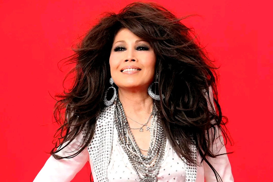  p>欧阳菲菲,1948年9月15日出生于 a target="_blank" href="/item