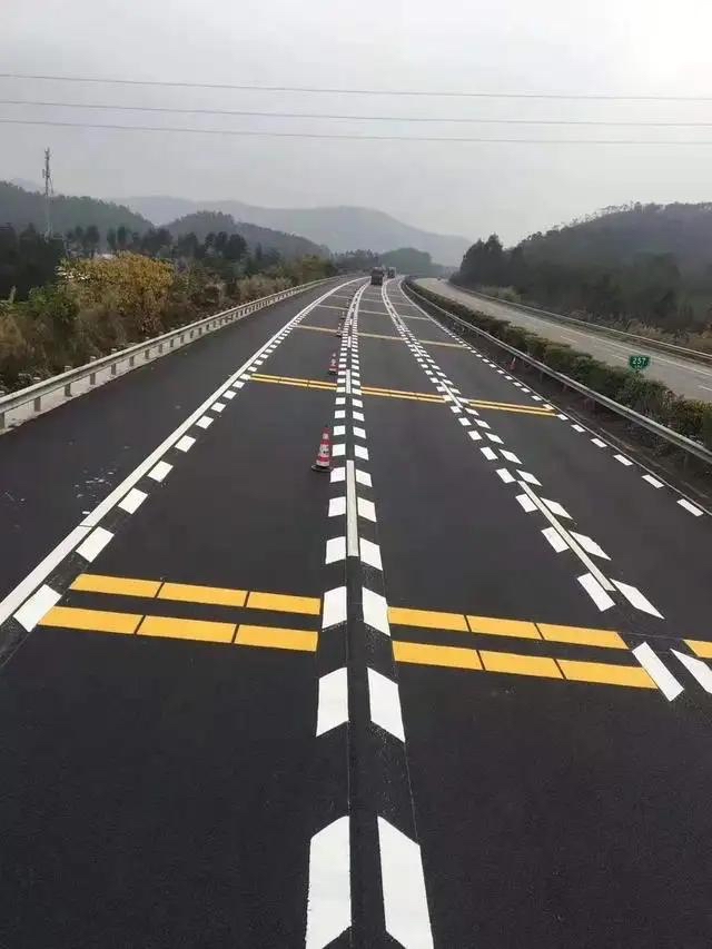 道路标线